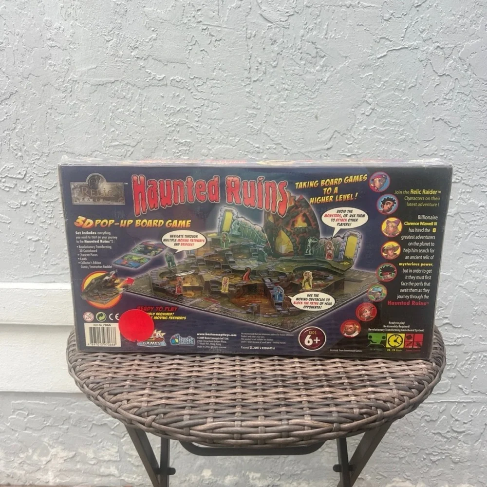 Haunted Ruins 3D Pop-Up Board Game Brand New Factory Sealed